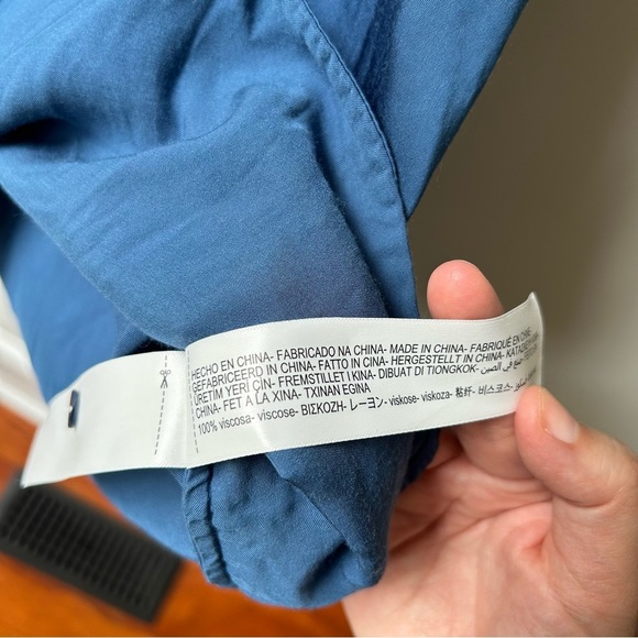 Massimo Dutti women’s blue viscose long sleeved button down blouse - Picture 6 of 8